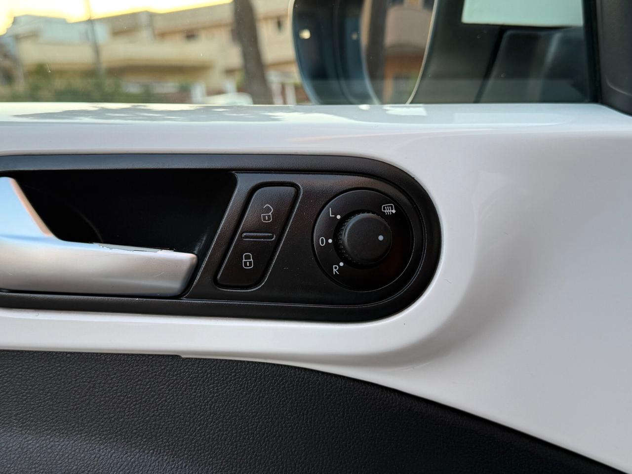 Volkswagen Maggiolino 1.6 TDI 105CV Design - 2013