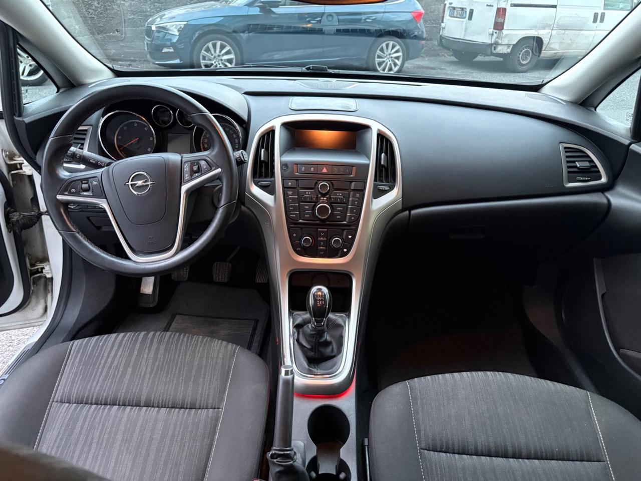 Opel Astra 1.7 CDTI 110CV 5 porte Cosmo