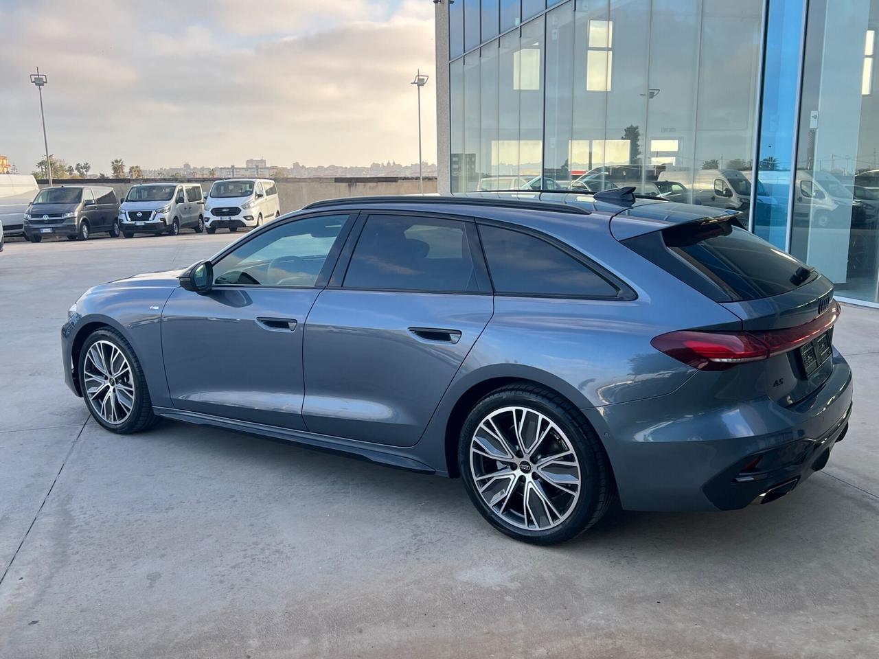 Audi A5 Avant TFSI 150 kW S tronic Line edition Possibilità noleggio no scoring