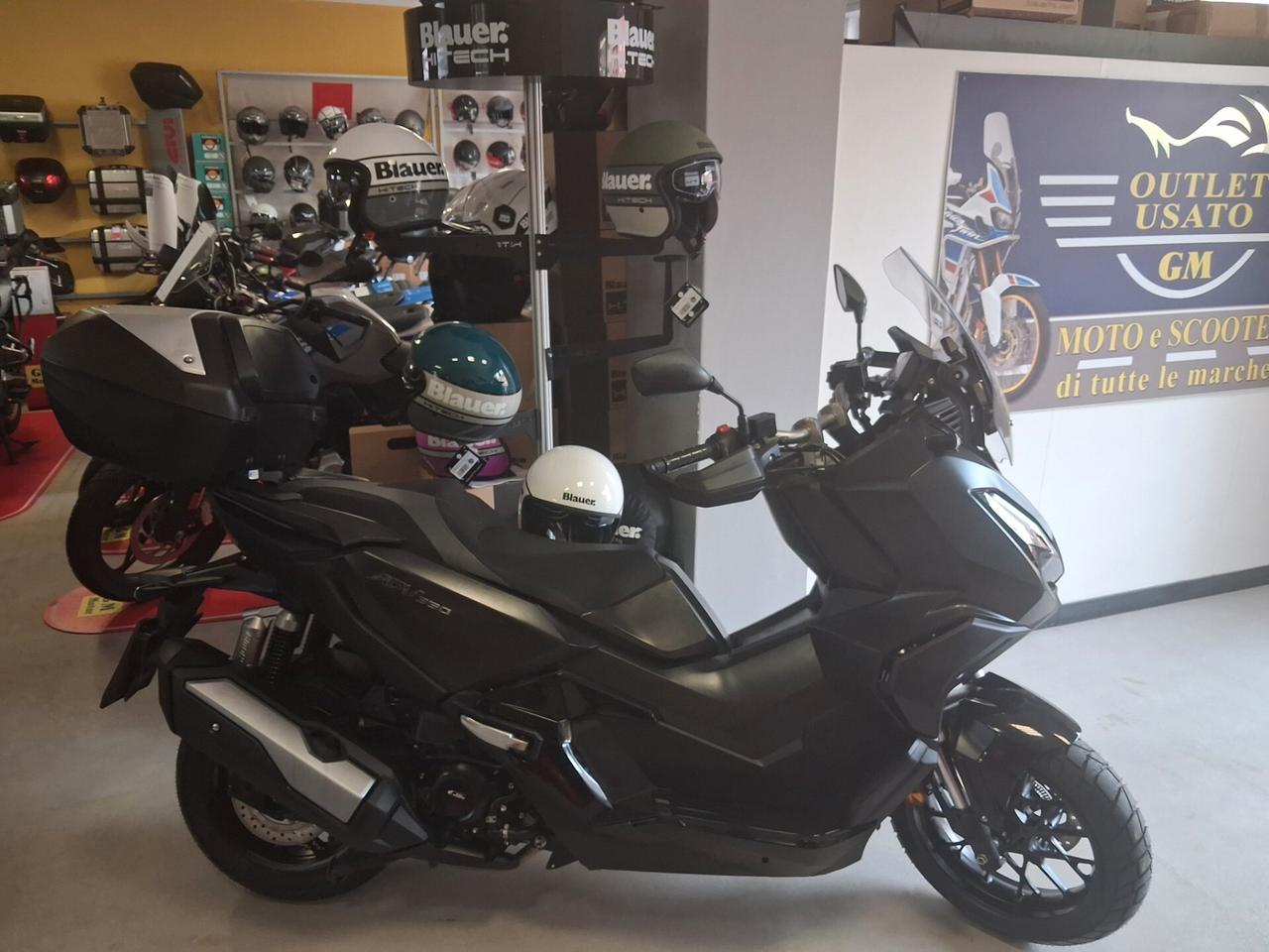 Honda ADV 350 ABS + TCS