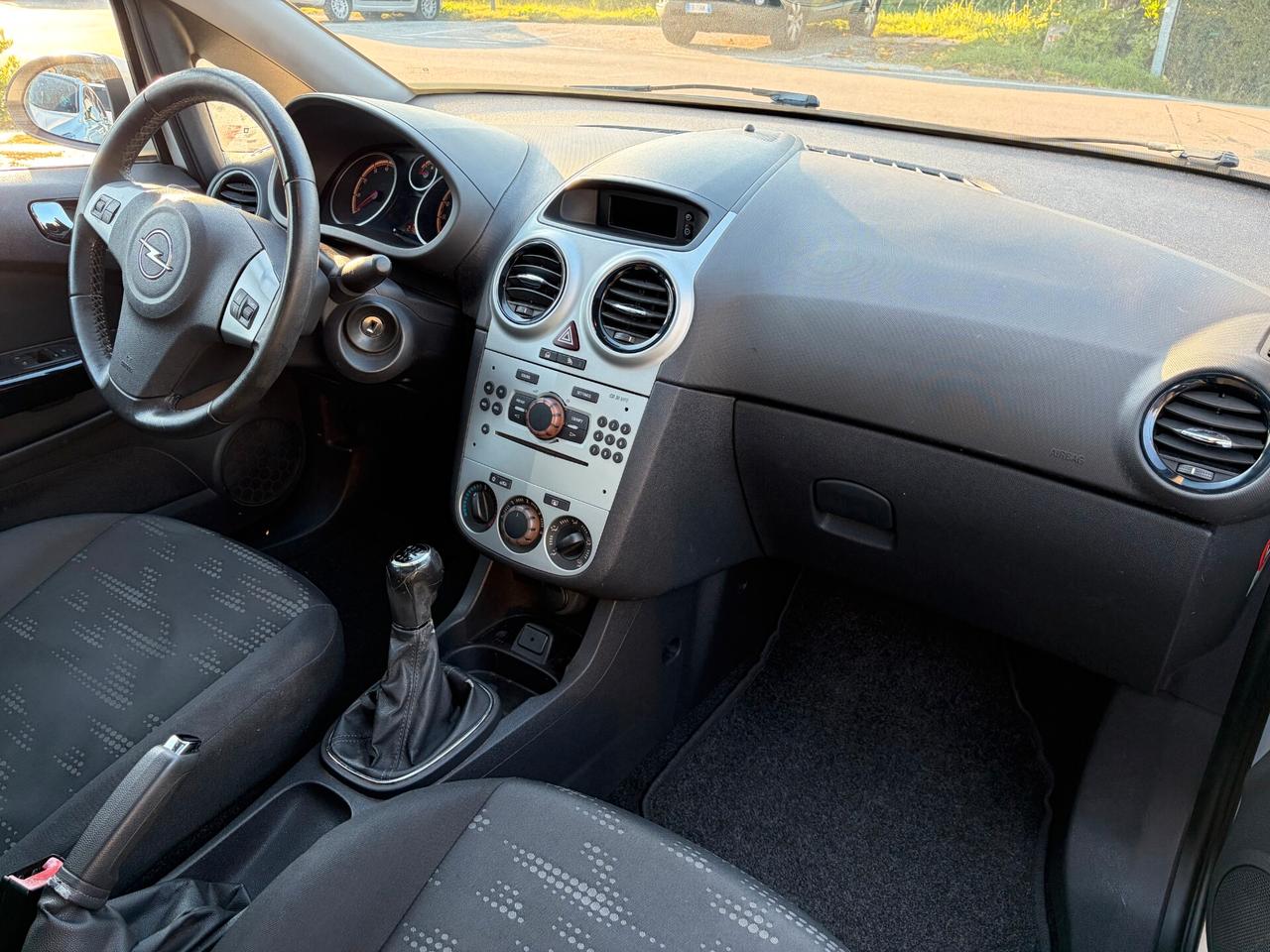 Opel Corsa 1.2 5 porte Elective