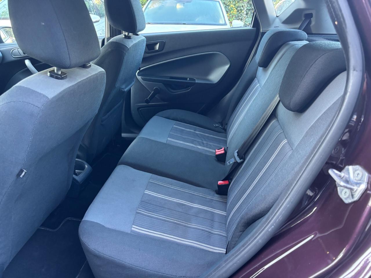 Ford Fiesta 1.4 5 porte Bz.- GPL Titanium OK Neopatentati