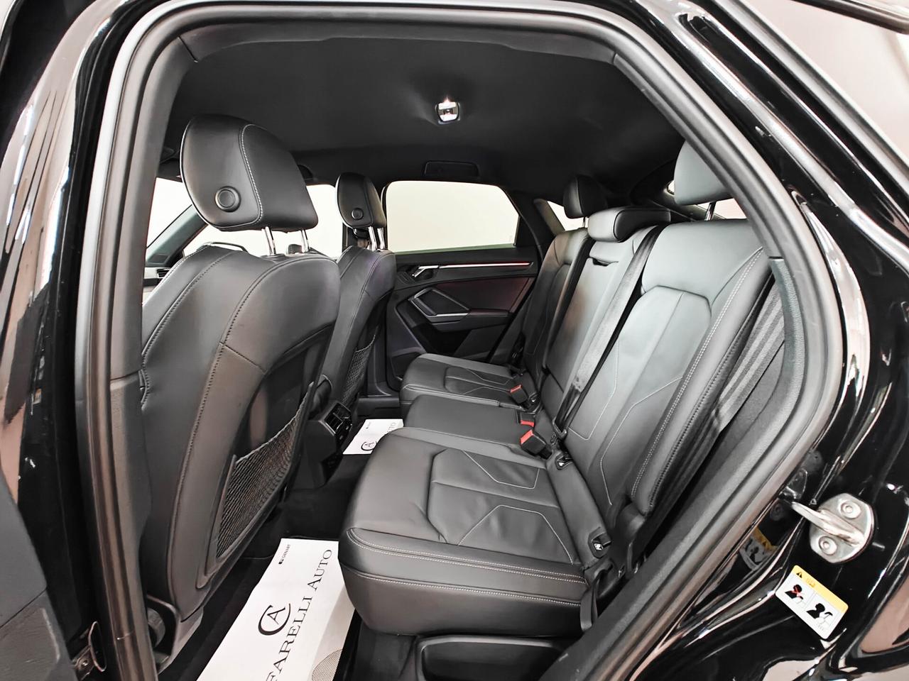 Audi Q3 SPB 35 TDI S tronic Identity Black S-Line