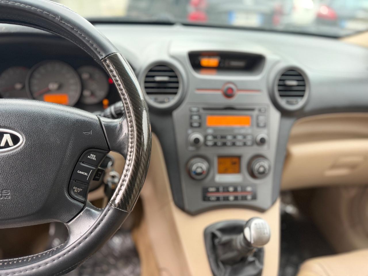 Kia Carens 2.0 16V CRDi VGT EX Class