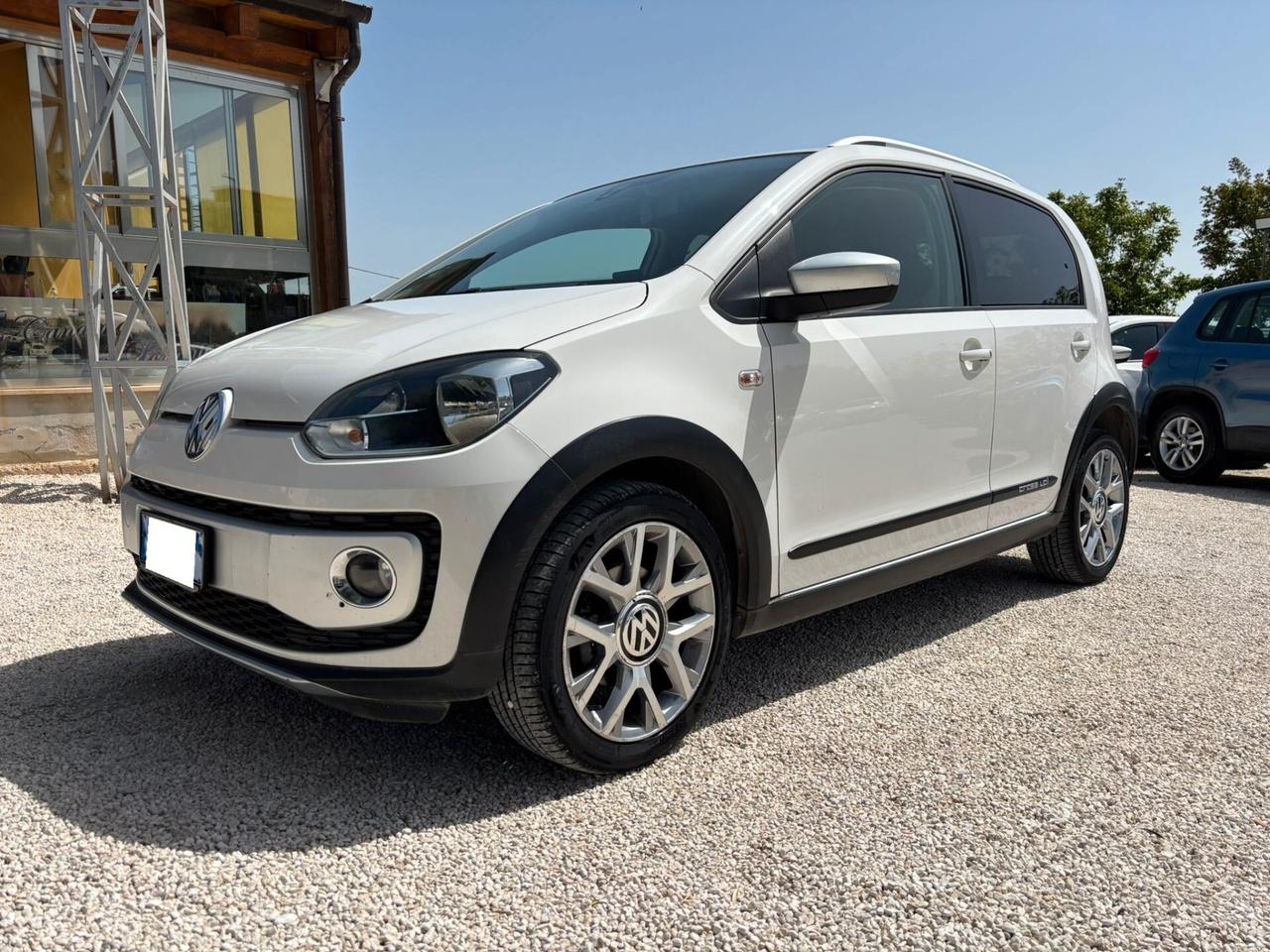 VOLKSWAGEN UP 1.0 B/GPL CROSS UP - 2015