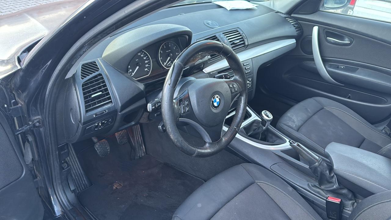 Bmw 116 116i cat 5 porte Futura