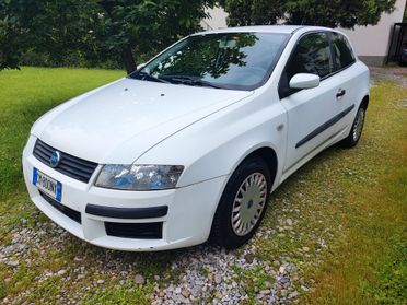 Fiat Stilo 1.6 Benz euro 4 lavori certificati neopatentati
