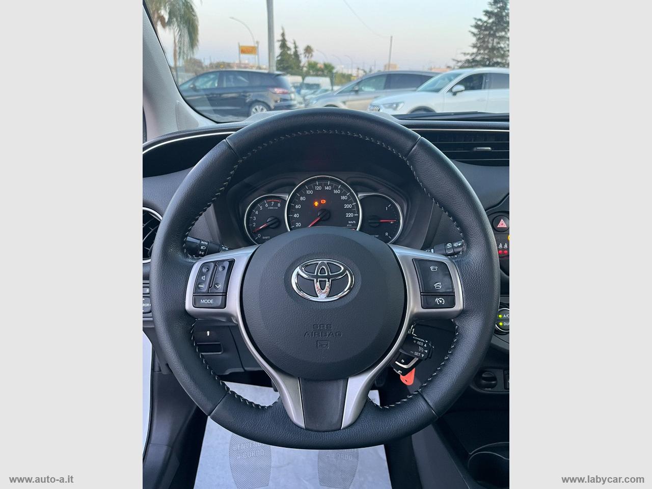 TOYOTA Yaris 1.3 5p. Style