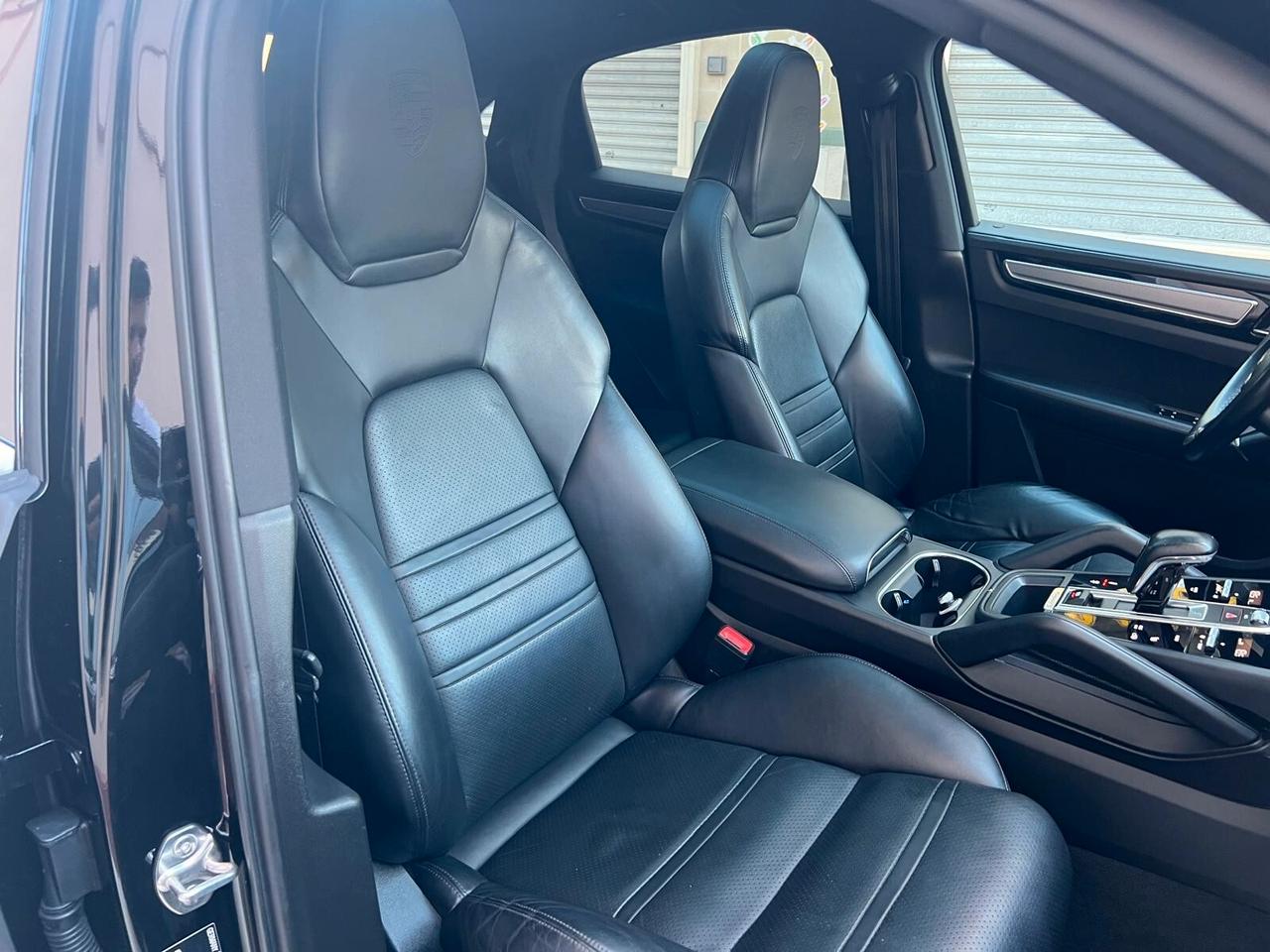 PORSCHE CAYENNE COUPE' 3.0 V6 340CV TETTO PELLE CAM360° ANNO 2020