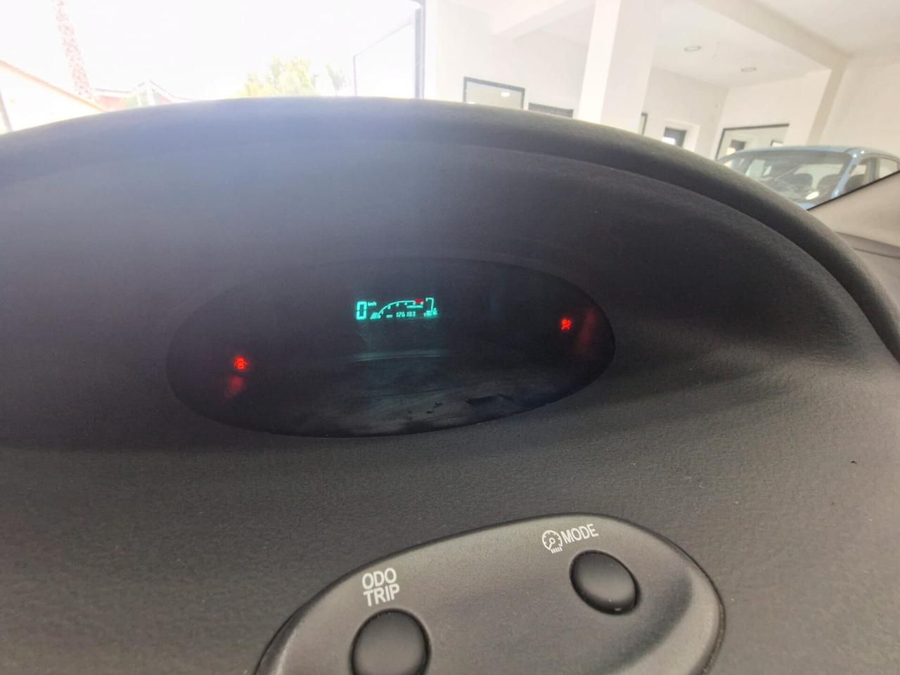 Toyota Yaris 1.4 tdi D-4D cat 5 porte NEOPATENTATI