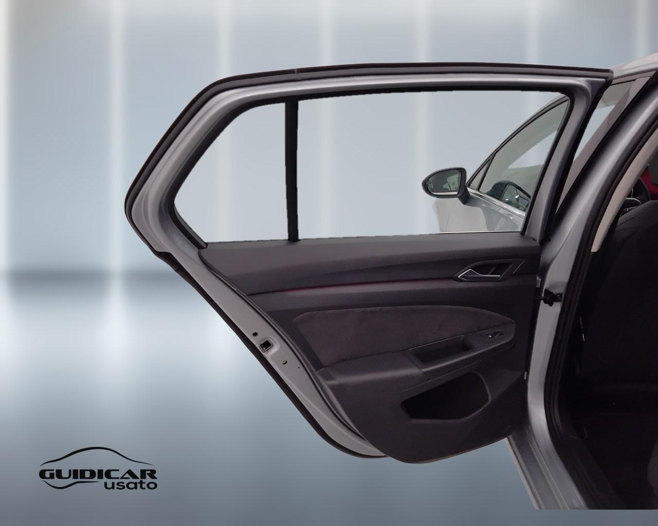 VOLKSWAGEN Golf VIII 2024 - Golf 2.0 tdi Style 150cv dsg