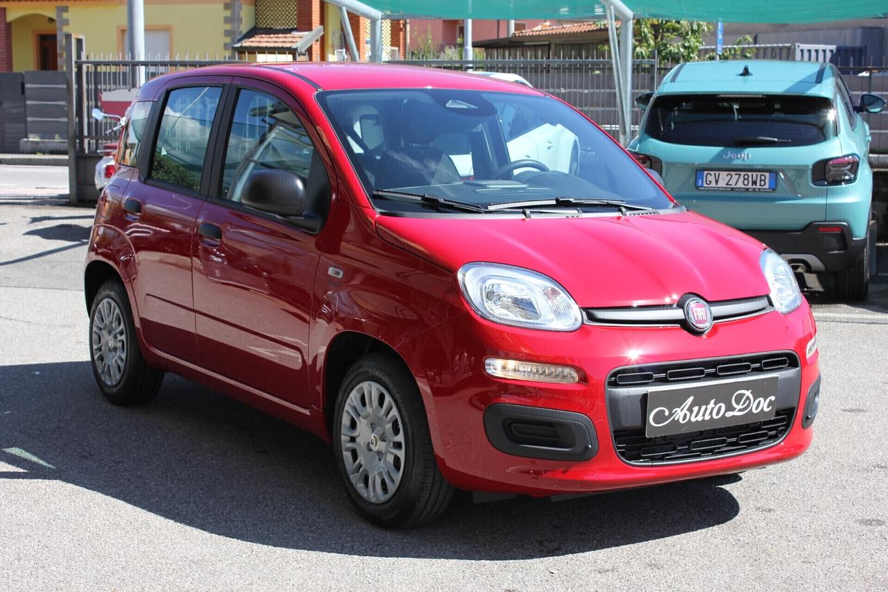 Fiat Panda 1.0 Hybrid 70CV PACK CITY + 5° POSTO