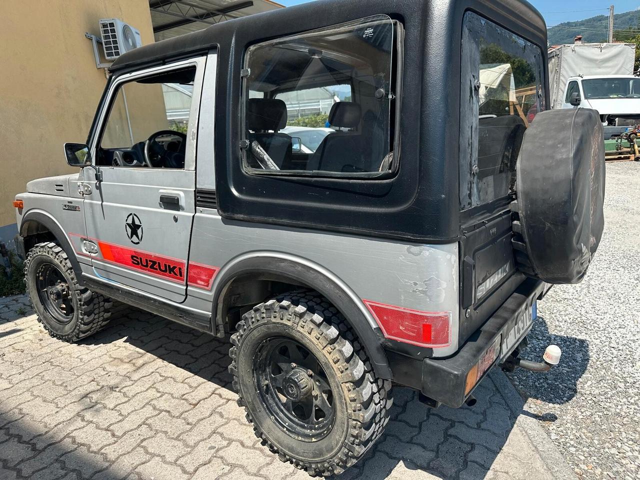 Suzuki SJ 410 SJ410 Cabriolet De Luxe