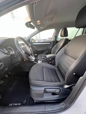 Skoda Octavia 1.4 TSI Wagon Executive G-Tec