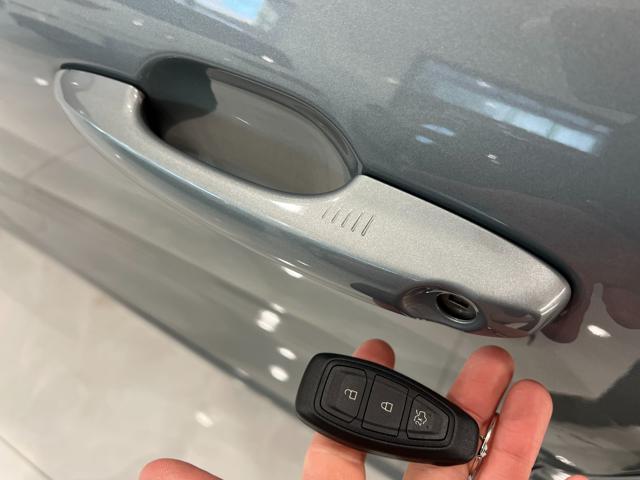 FORD Kuga 2.5 Plug In Hybrid 225 CV CVT 2WD ST-Line Km Zero