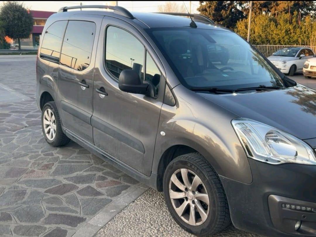 Peugeot Partner Tepee BlueHDi 100 CON RAMPA DISABILI