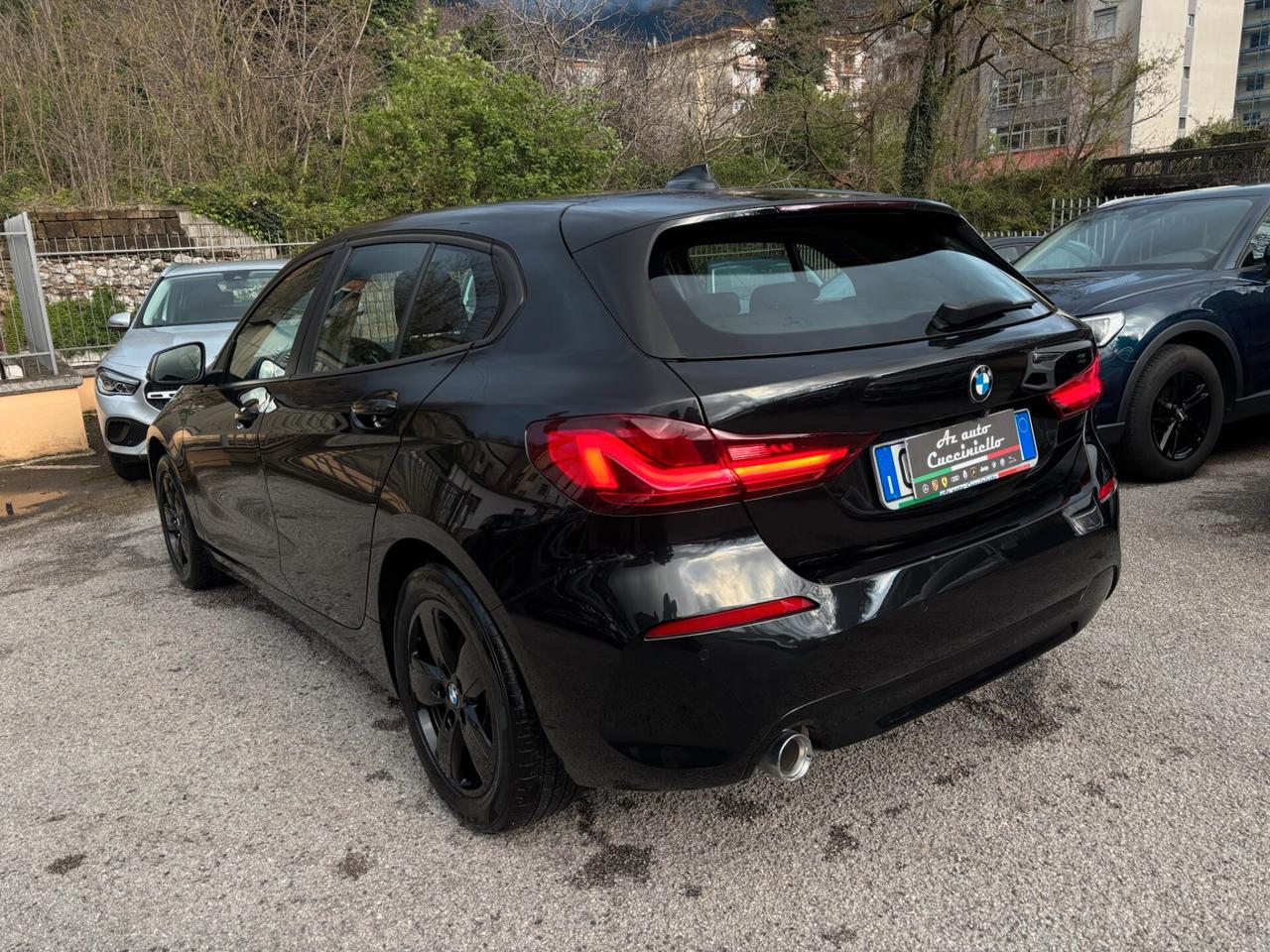 Bmw 116d 5p. Sport 116 CV AUTOMATIC FULL -LED- MATRIX