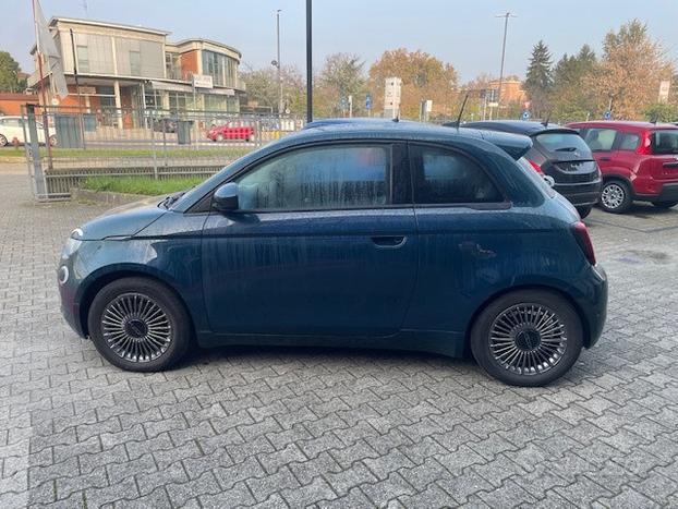 FIAT 500BEV ICON U44707