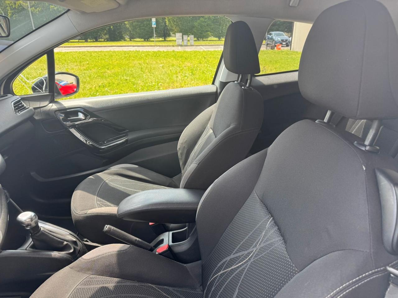 Peugeot 208 1.2 VTi 82 CV 3 porte Allure 2013