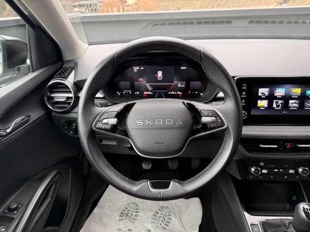 SKODA Fabia 1.0 TSI Style Bluetooth Radio LED Smartlink