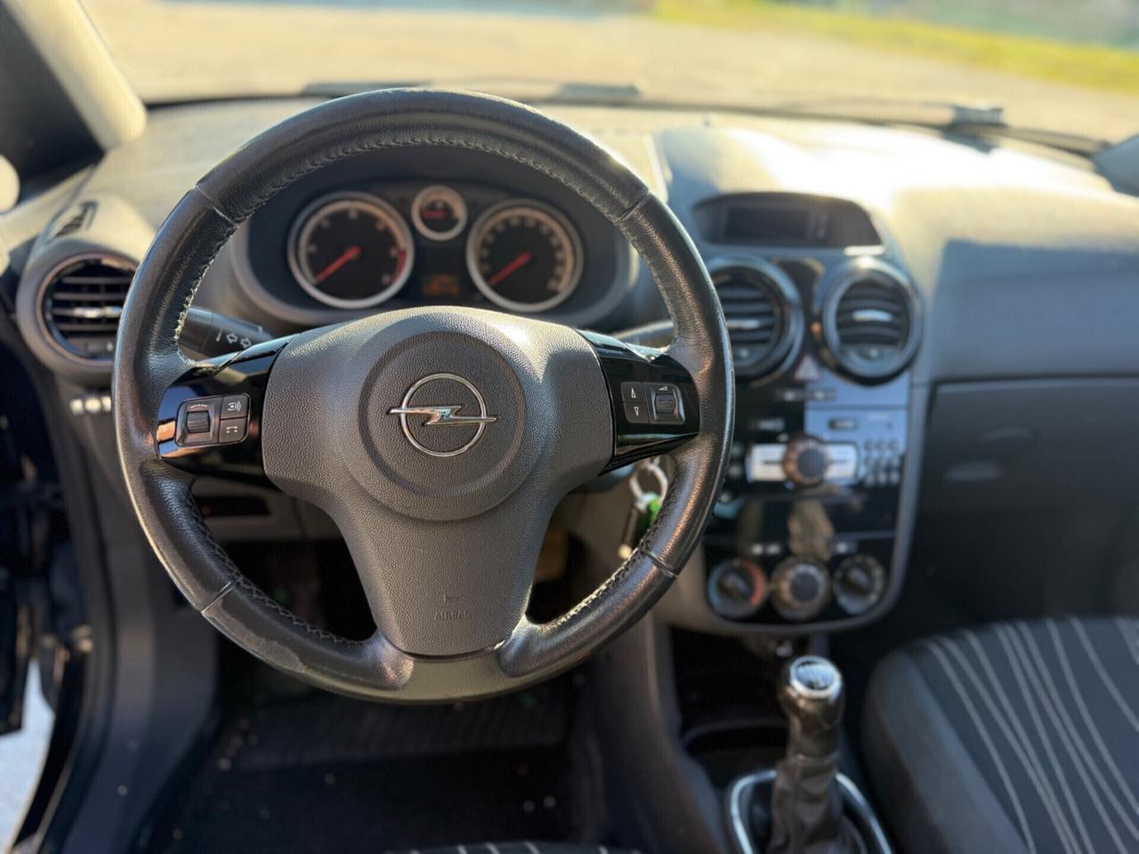 Opel Corsa Diesel 1.3 CDTi 75cavalli NEOPATENTATI