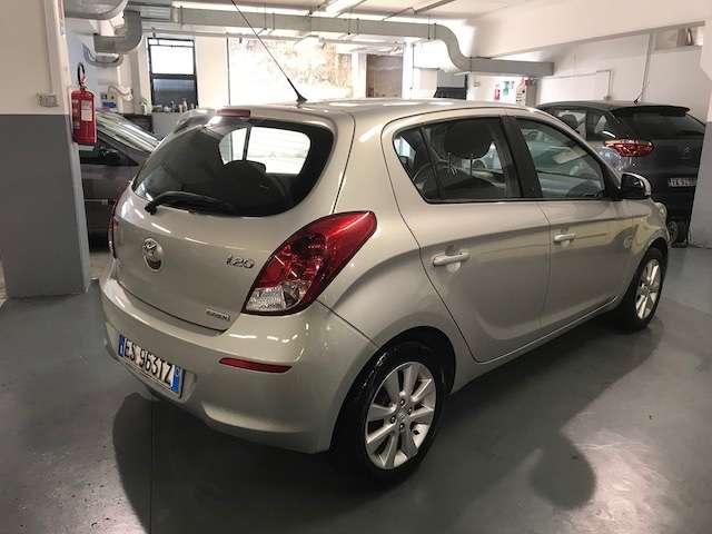 Hyundai i20 i20 I 2012 5p 1.1 crdi Sound Edition