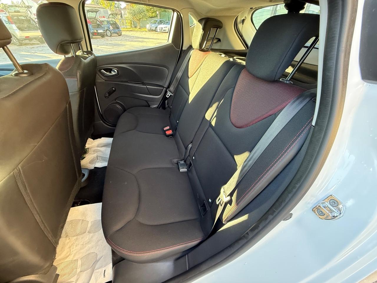 Renault Clio 1.2 75CV 5 porte - OK neopatentati