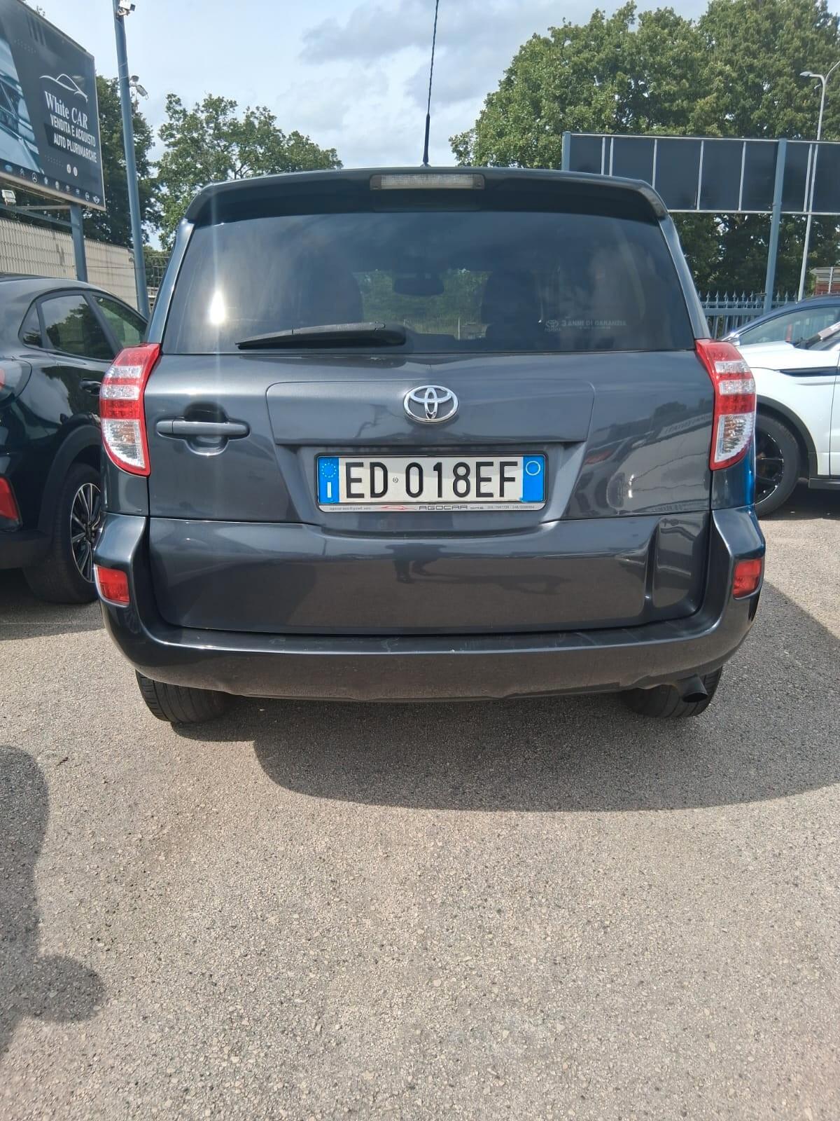 Toyota RAV 4 RAV4 Crossover 2.2 D-4D 150 CV DPF Exclusive