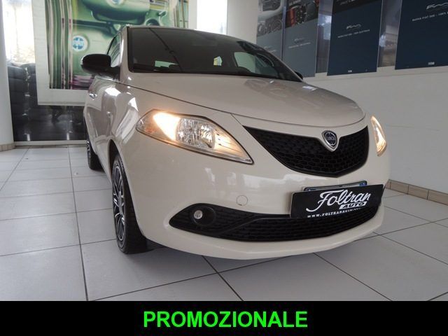 LANCIA Ypsilon 1.2 69 CV 5 porte GPL Ecochic Gold