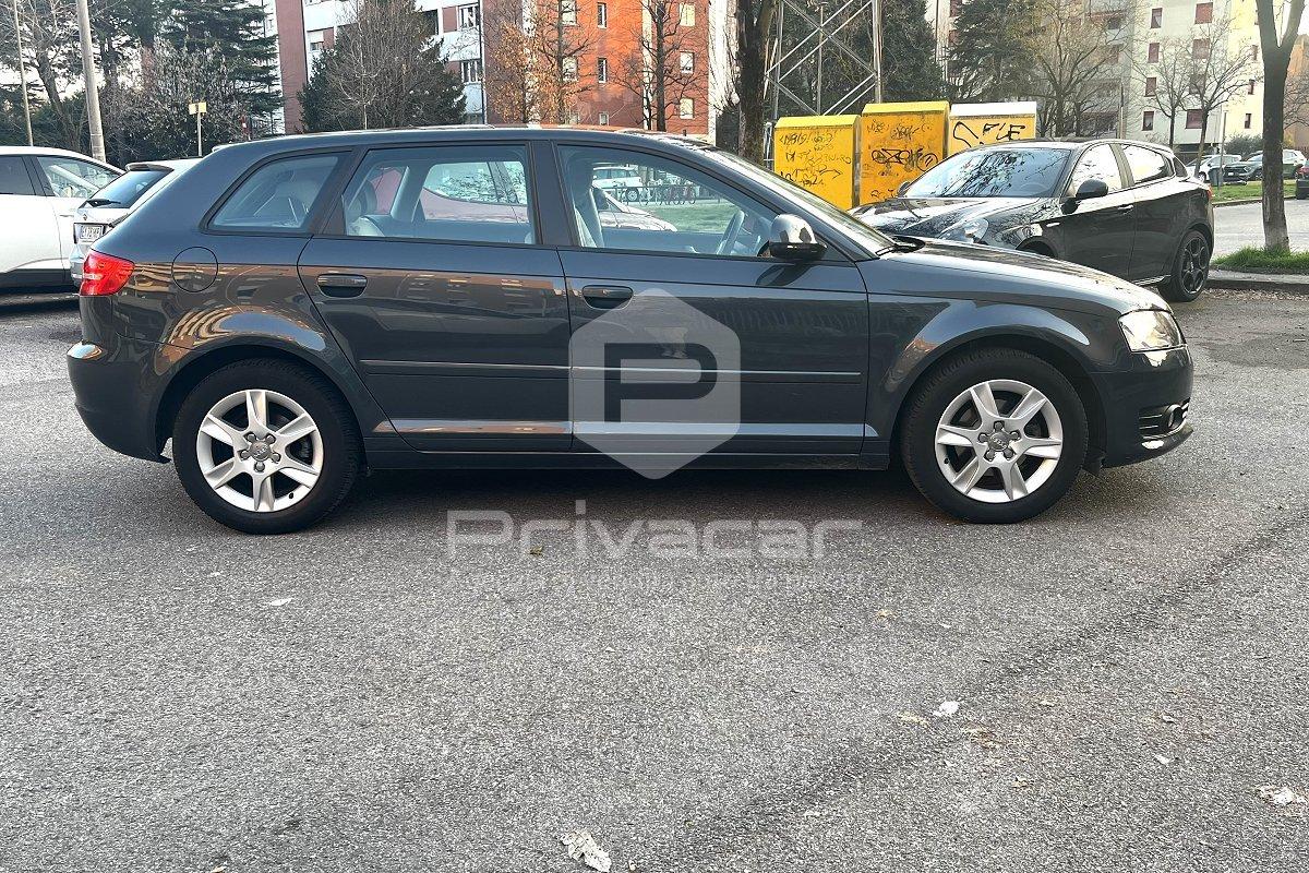 AUDI A3 SPB 1.6 Attraction