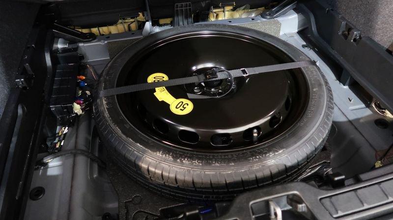 Volvo XC40 Recharge T4 Plug-in Hybrid auto Recharge Core