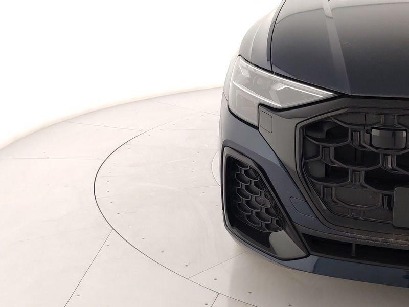 Audi Q8 50 TDI 210kW quattro tip. S Line Edition