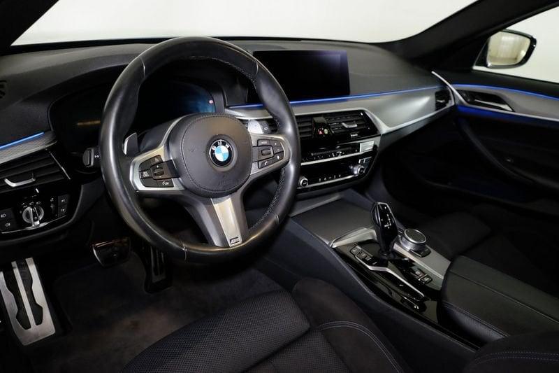 BMW Serie 5 G31 2017 Touring Diese 518d Touring Msport auto