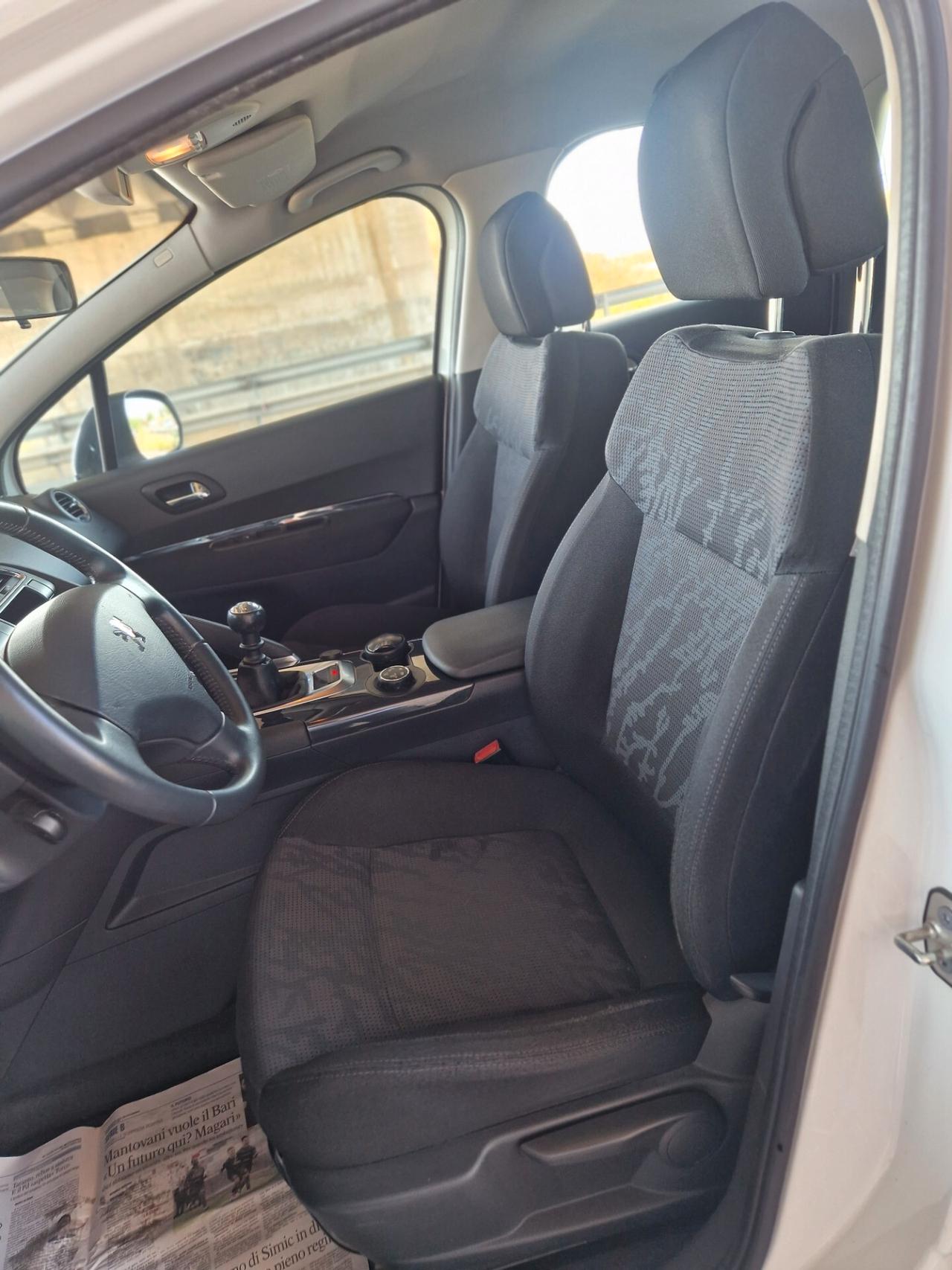 Peugeot 3008 1.6 HDi 110CV Business