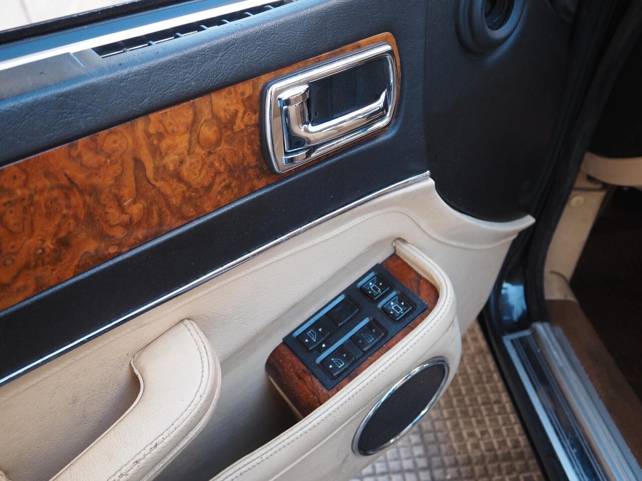Jaguar XJ40 3.6