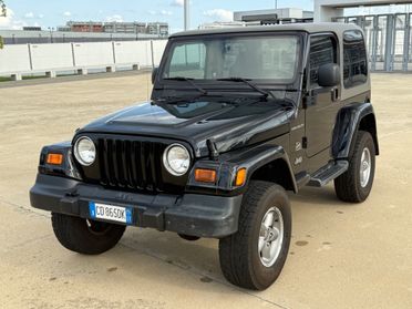 Jeep Wrangler 4.0 cat Sahara HardTop