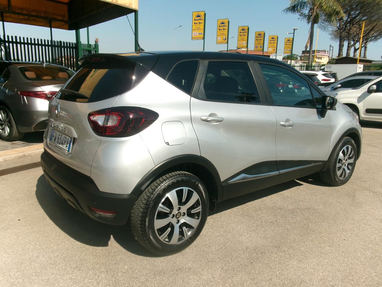 Renault Captur 1.5 DCI 90CV E6 SPORT EDITION NAVIG/CAMERA/BICOLORE 106000 KM