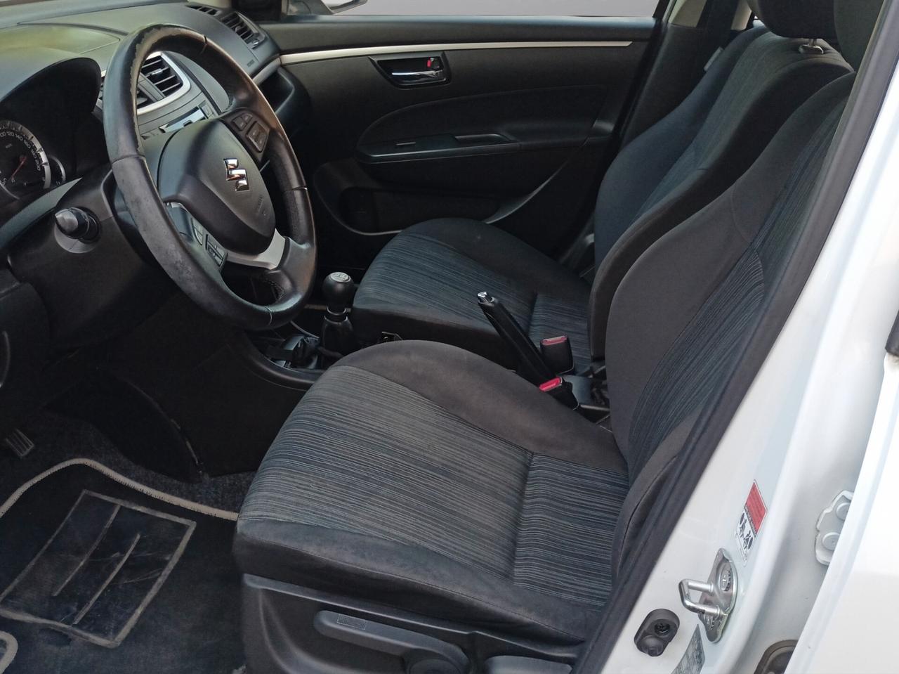 Suzuki Swift 1.6 gpl