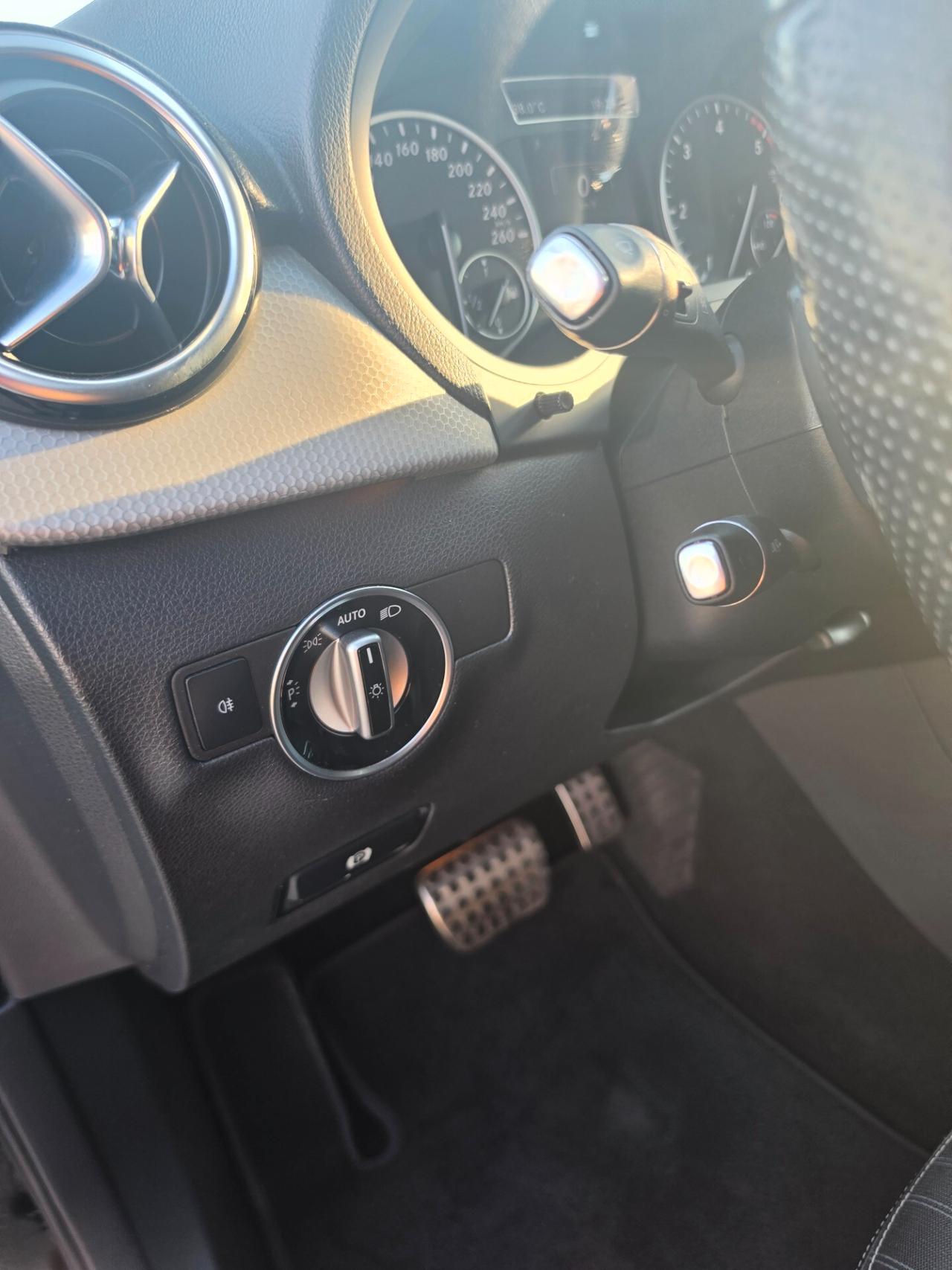 Mercedes-benz B 180 CDI Automatic Premium motpre mercedes classe