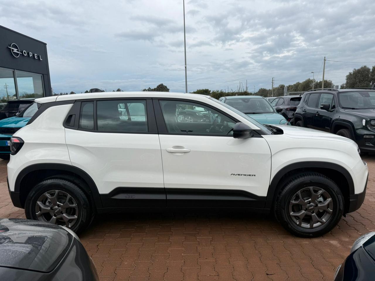 Jeep Avenger 1.2 Turbo 100 CV Longitude