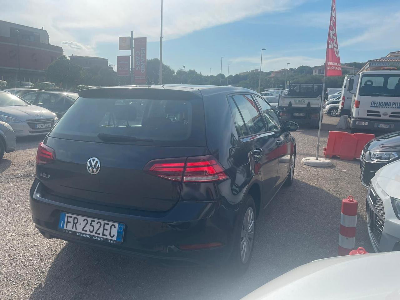 Volkswagen Golf 1.6 TDI in pronta consegna