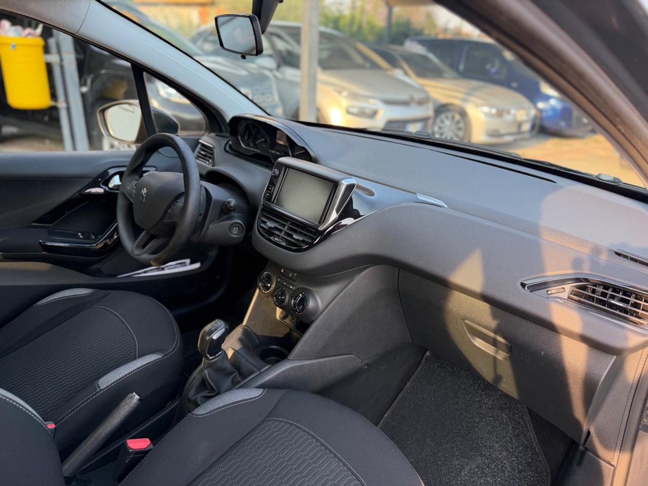Peugeot 208 5 porte Active Km Certificati