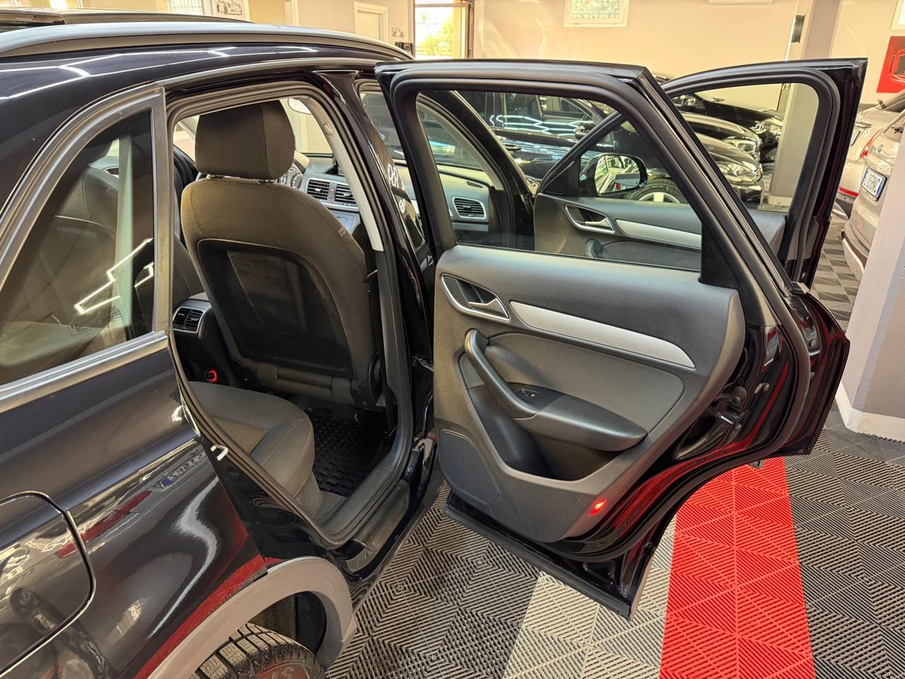 Audi Q3 2.0 TDI quattro TETTO - FABIANOAUTO