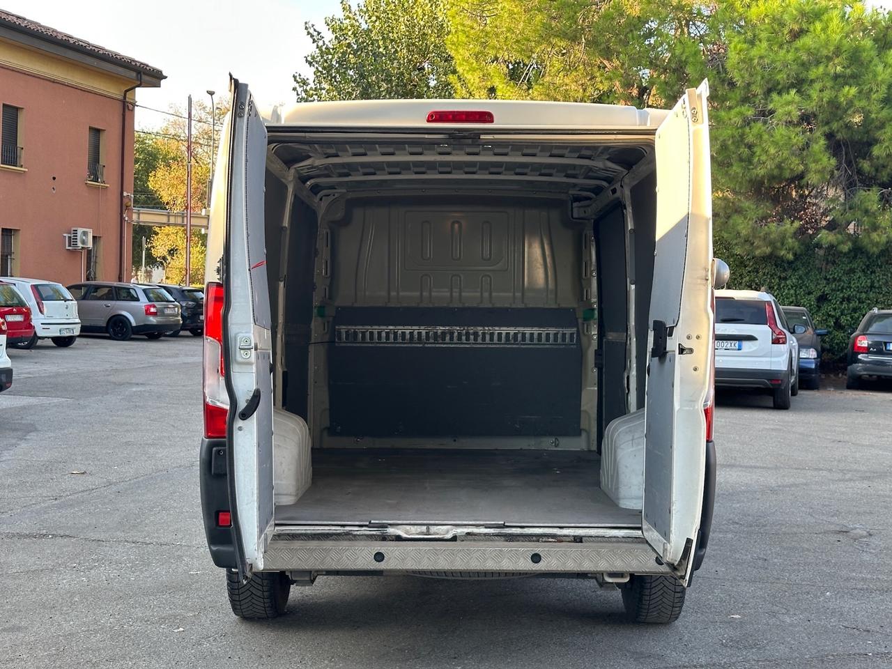Peugeot Boxer 330 2.2 BlueHDi 140 S&S PM-TN Furgone