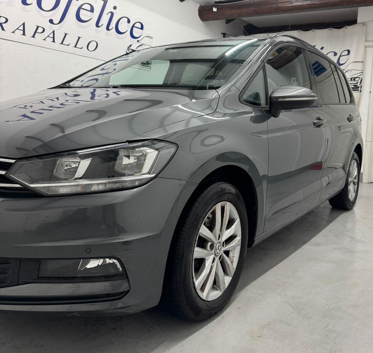 Volkswagen Touran 1.6 TDI 115 CV SCR DSG Executive BlueMotion Tech.