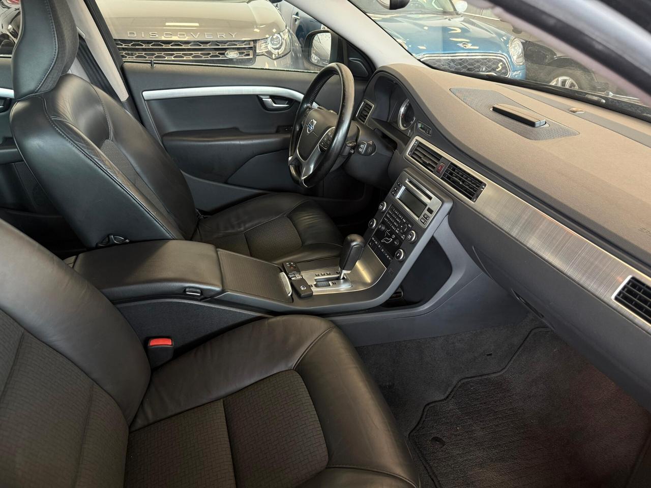 Volvo V70 2.4 D5 Geartronic Summum