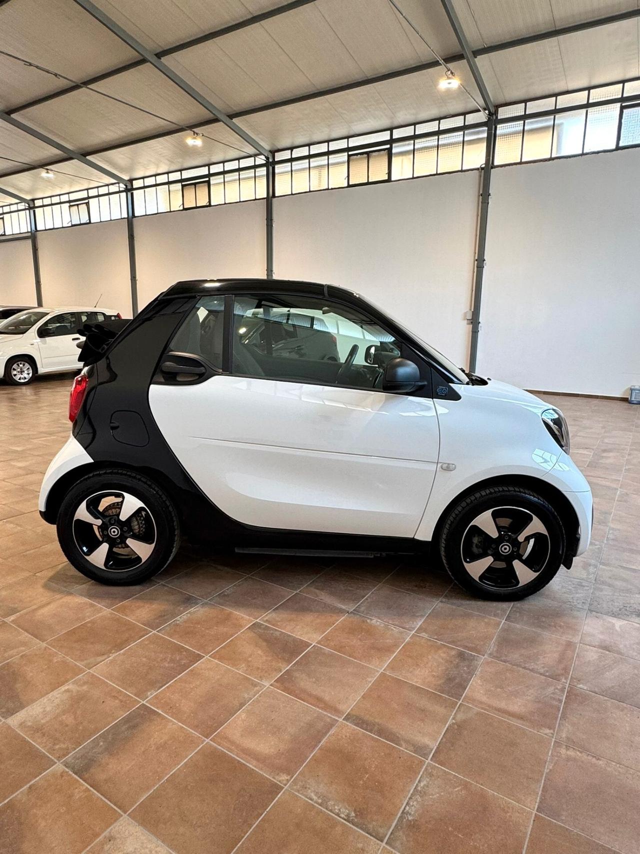SMART EQ FORTWO CABRIO ELETTRICA