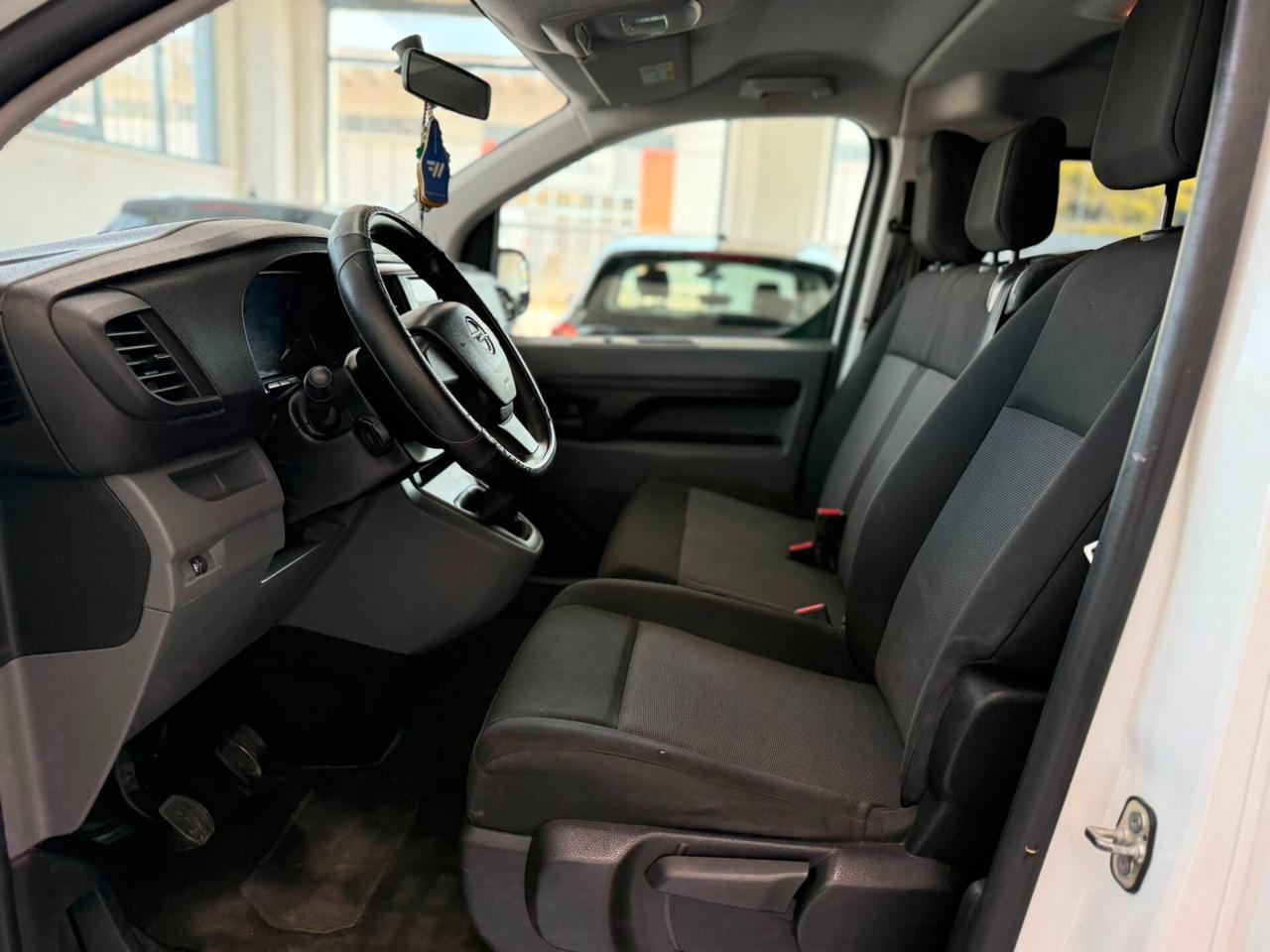 Opel Vivaro 1.5D 9 POSTI 2020