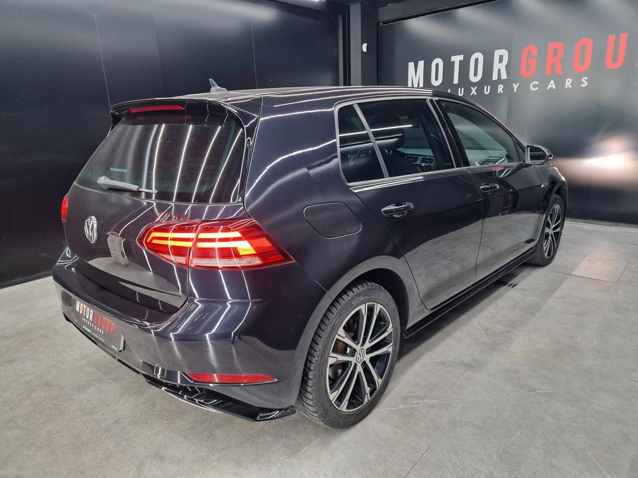 Volkswagen Golf 1.6 TDI 115 CV 5p. R line