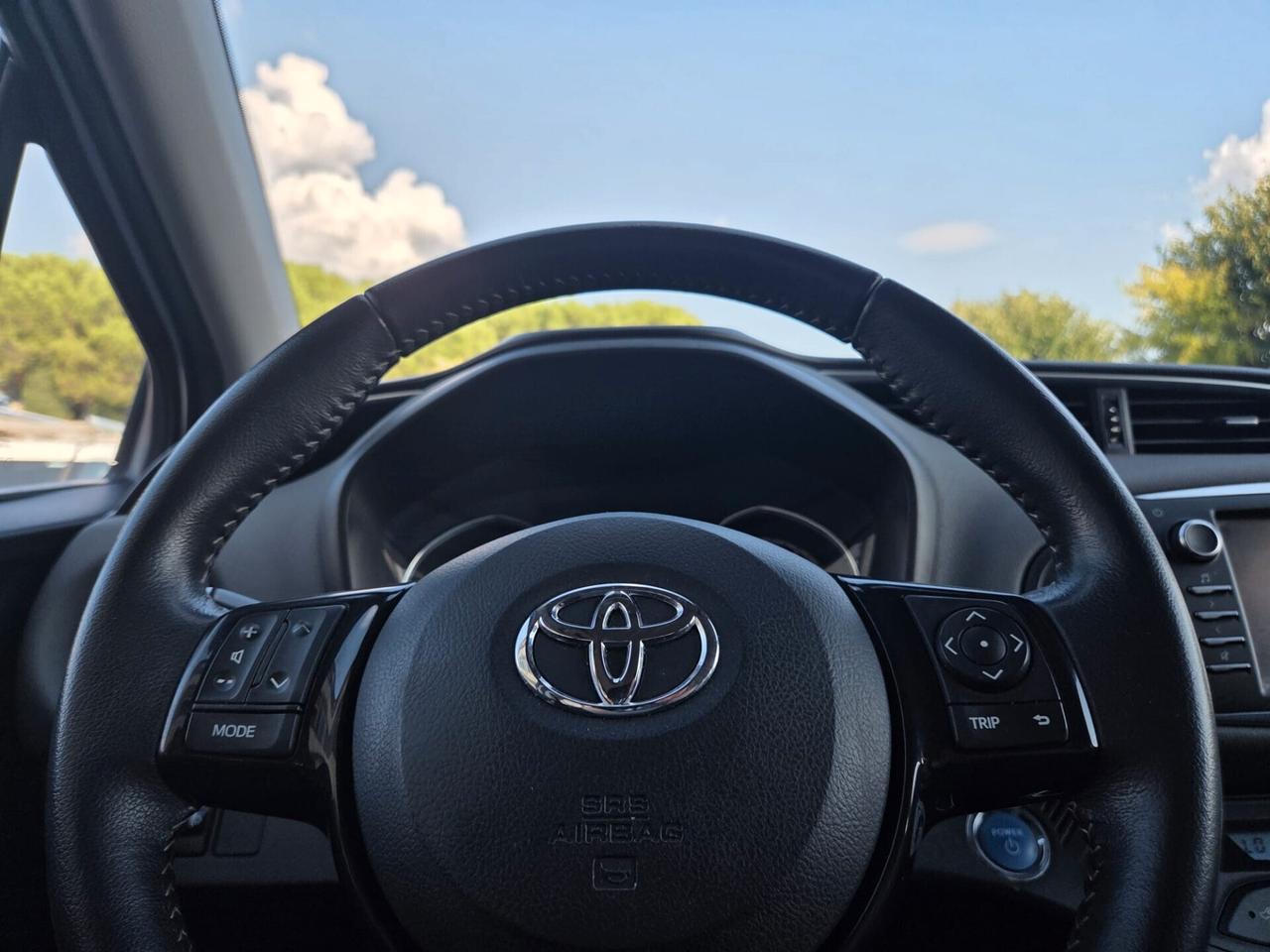 Toyota Yaris 1.5 Hybrid 5 porte Active